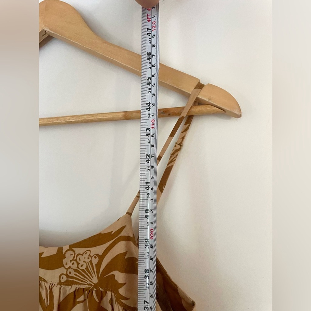 madewell Linen-Blend Cami Midi Dress in
Tropicale Floral Floral Tan - Picture 7 of 10